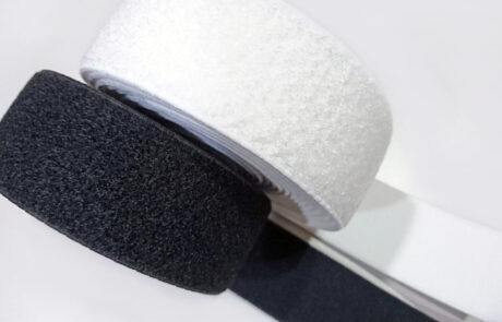 白色舒適伸縮魔鬼氈 彈性魔鬼氈 鬆緊魔鬼氈 鬆緊帶 comfortable white elastic hook and loop